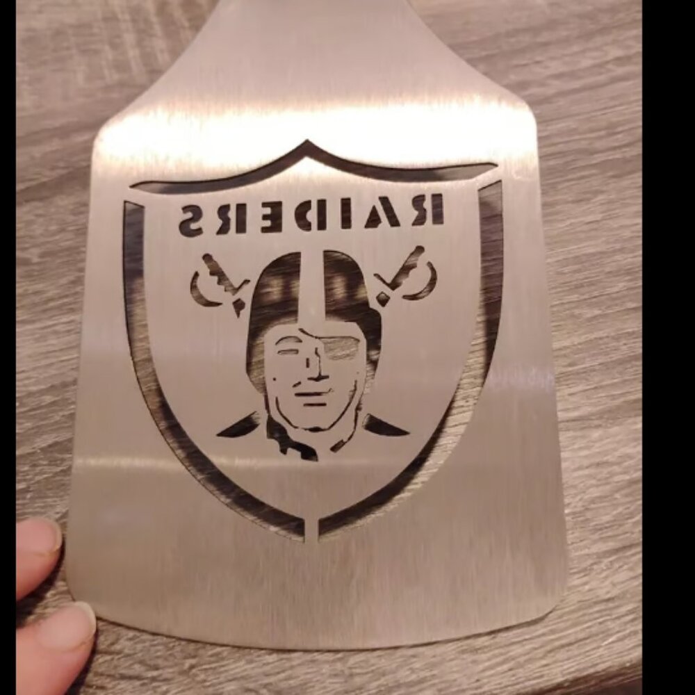 Las Vegas Raiders Sportula Grilling Spatula Bottle Opener NFL Football - Picture 8 of 8